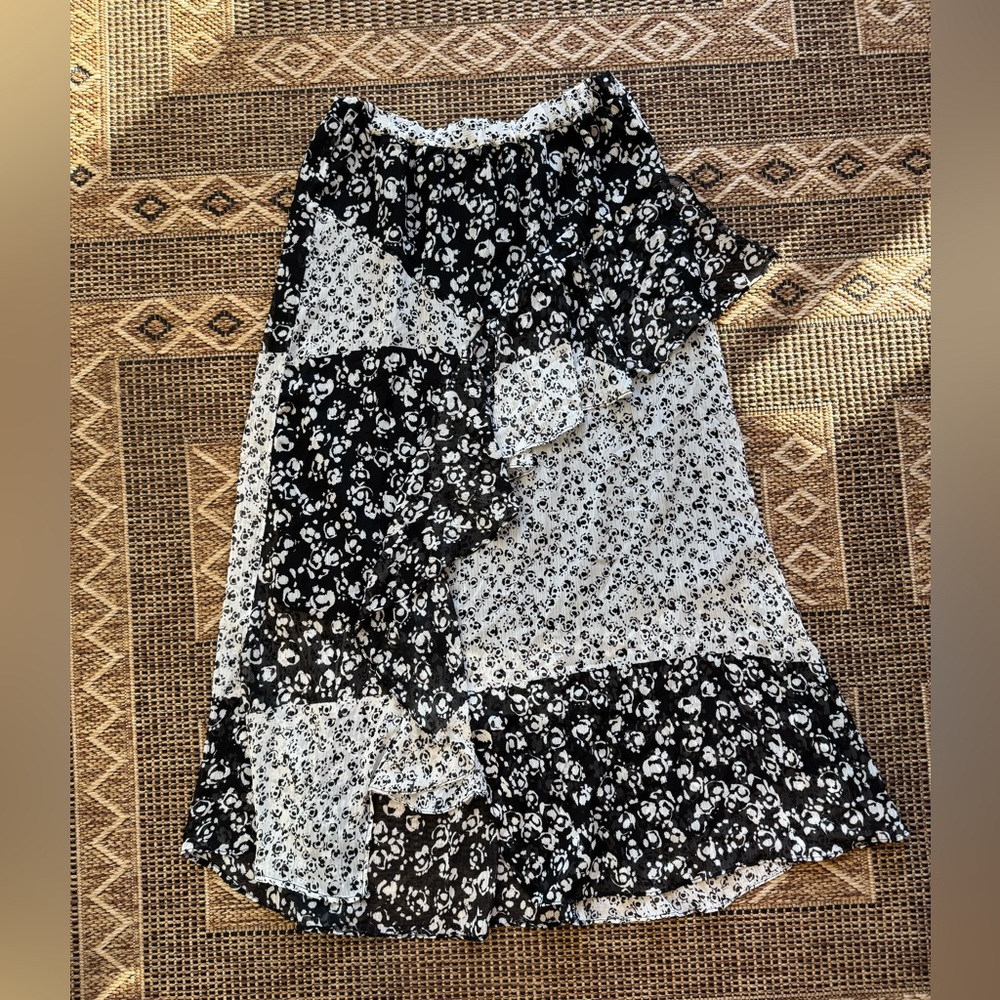 JOIE Black and White Floral Patchwork Drink Ruffle Midi Skirt Size Small